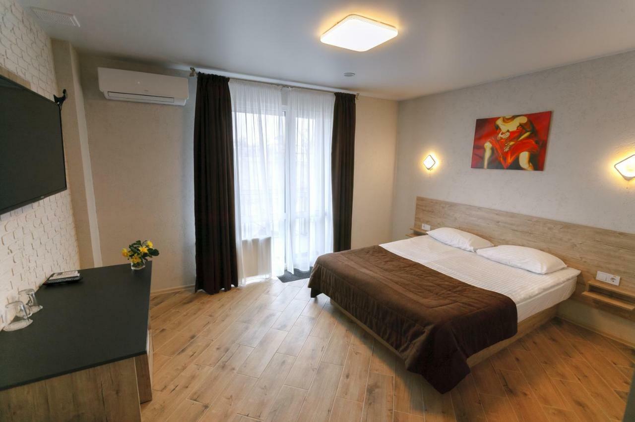 Raziotel Rishelyevskiy Kherson Exterior photo